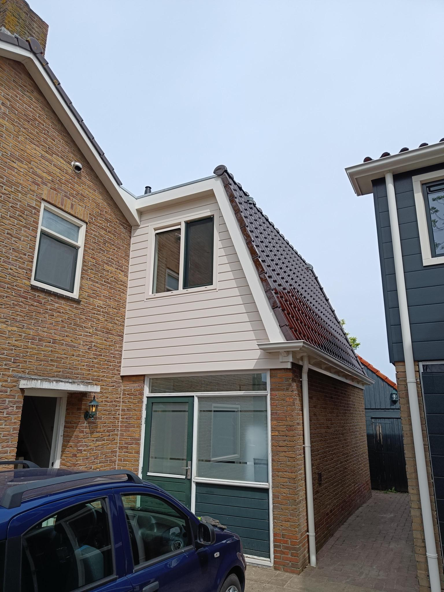 Dakkapel met uitbouw
